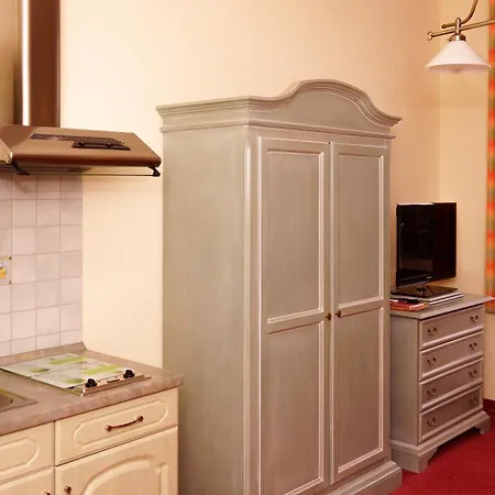 Apartment Stock *